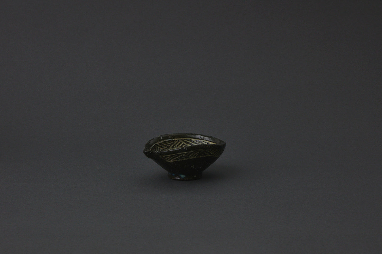 平岡仁 /黒三島片口ぐい呑