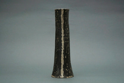 山内駿 / 銀彩刻花器